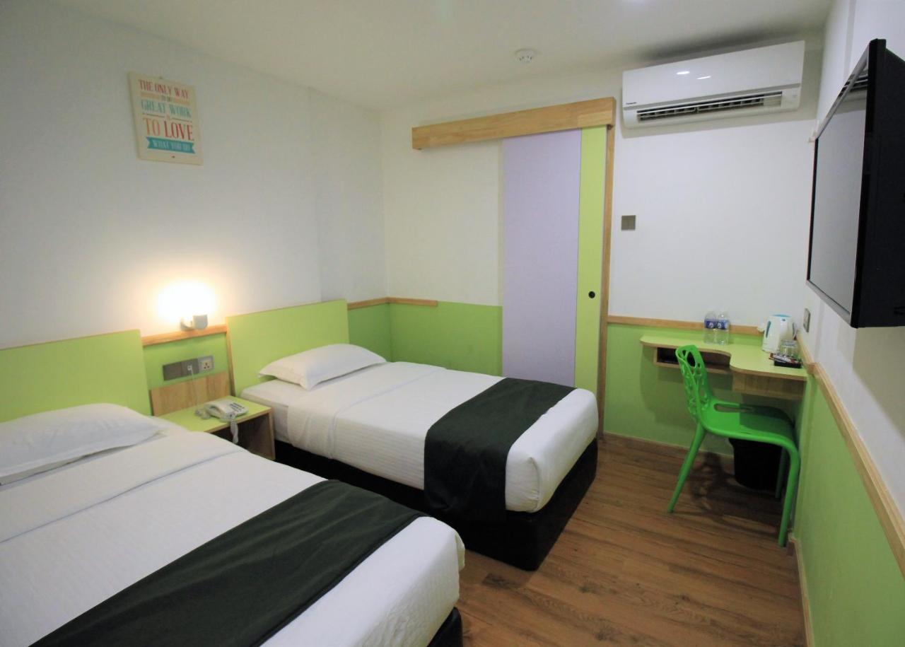 Hotel Jsia Kota Kinabalu Extérieur photo